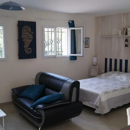Holiday home Retour Aux Sources *